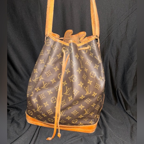 Louis Vuitton Brown Monogram Noe - Picture 1 of 11